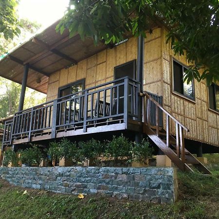 Native House With Beautiful Pool Villa Bagac ภายนอก รูปภาพ