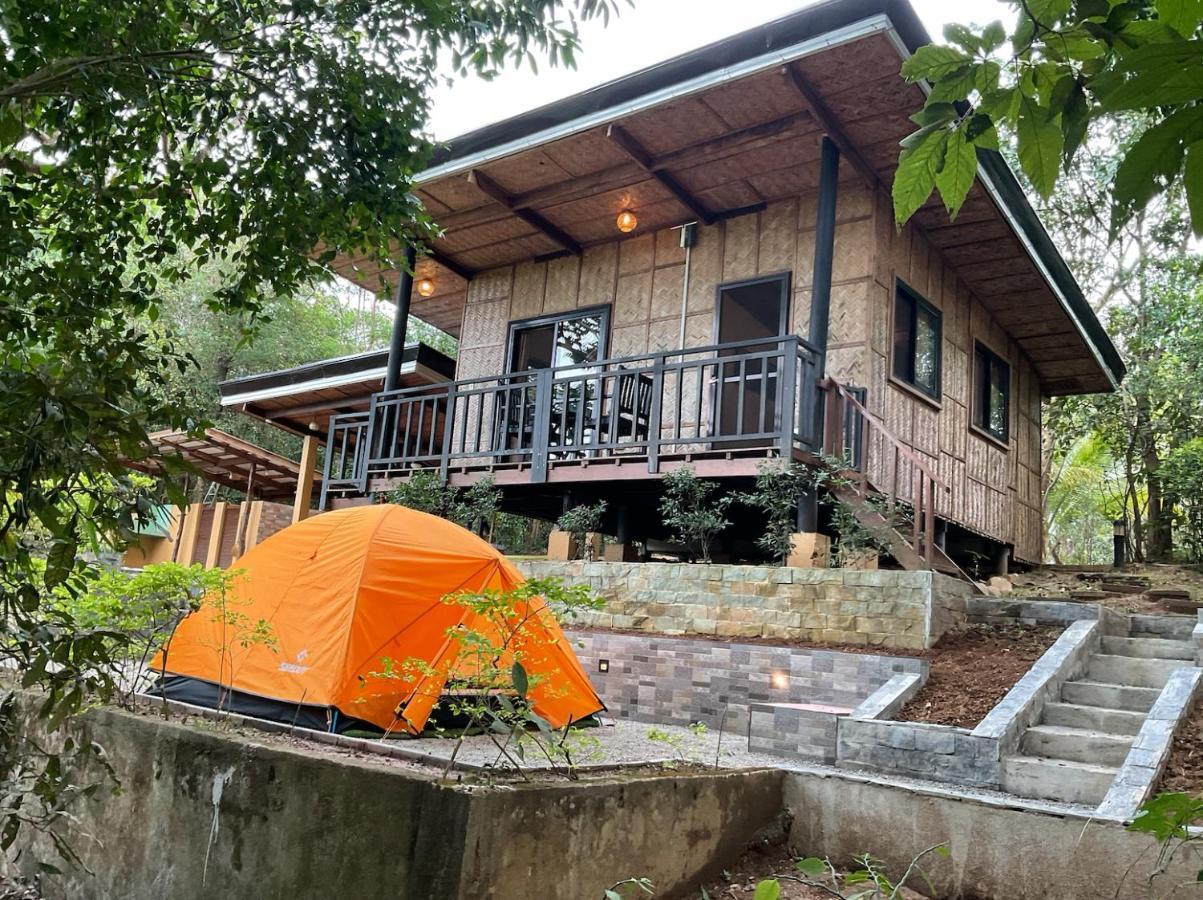 Native House With Beautiful Pool Villa Bagac ภายนอก รูปภาพ