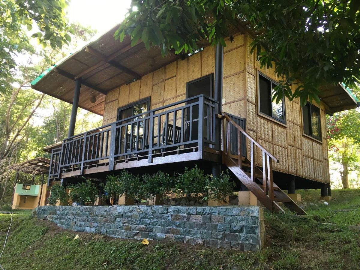 Native House With Beautiful Pool Villa Bagac ภายนอก รูปภาพ