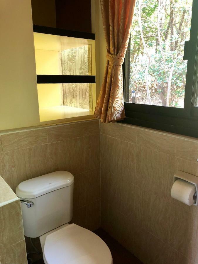 Native House With Beautiful Pool Villa Bagac ภายนอก รูปภาพ