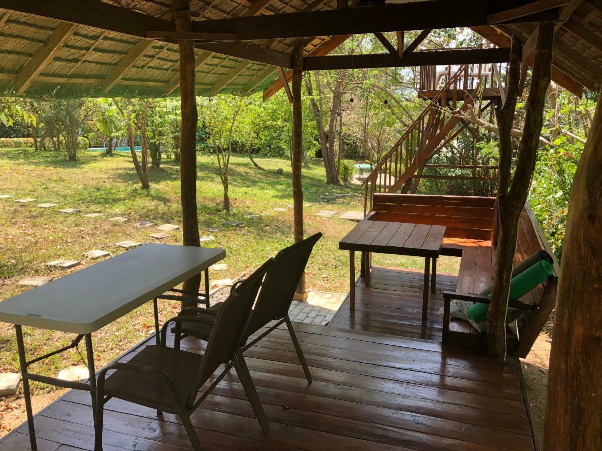 Native House With Beautiful Pool Villa Bagac ภายนอก รูปภาพ